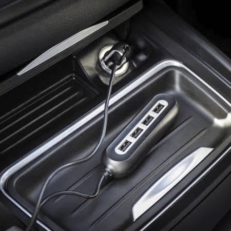 25572-4-dugaszos-szivargyujtoba-dughato-usb-tolto.html