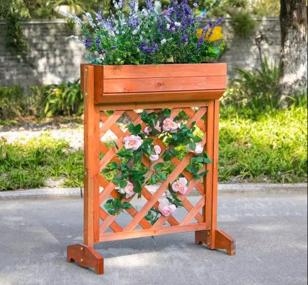 fa-kerti-viraglada-leo-7321