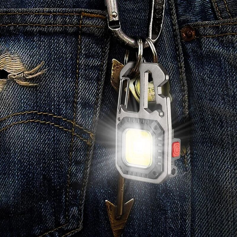 multifunkcios-kulcstarto-es-lampa-sornyitoval-seo-4130