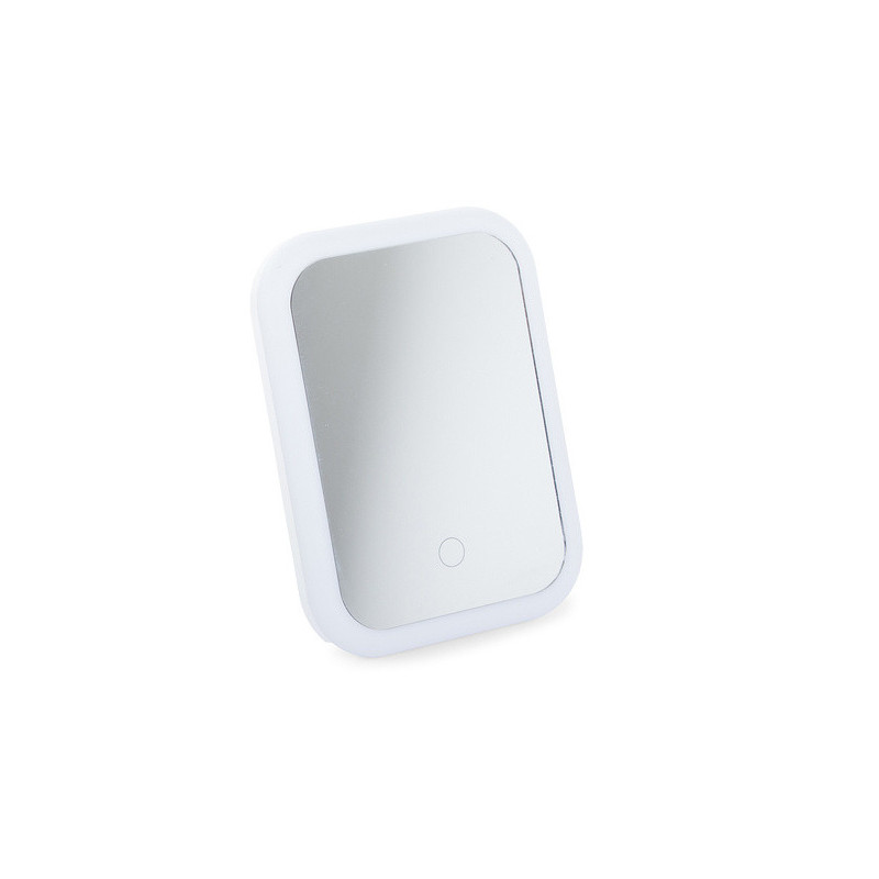 led-vilagitasu-sminktukor-sminkeleshez-smink-tukor-szepsegapolas-vilagitos-sminkes-tukor-led-es-smink-tukor-sminkes-segedeszkozok-vim-566